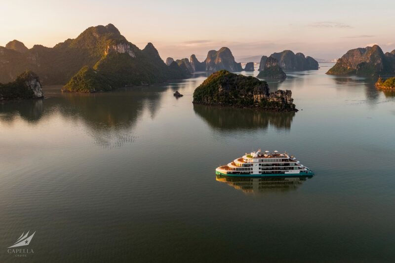 Halong Bay Overnight Cruise