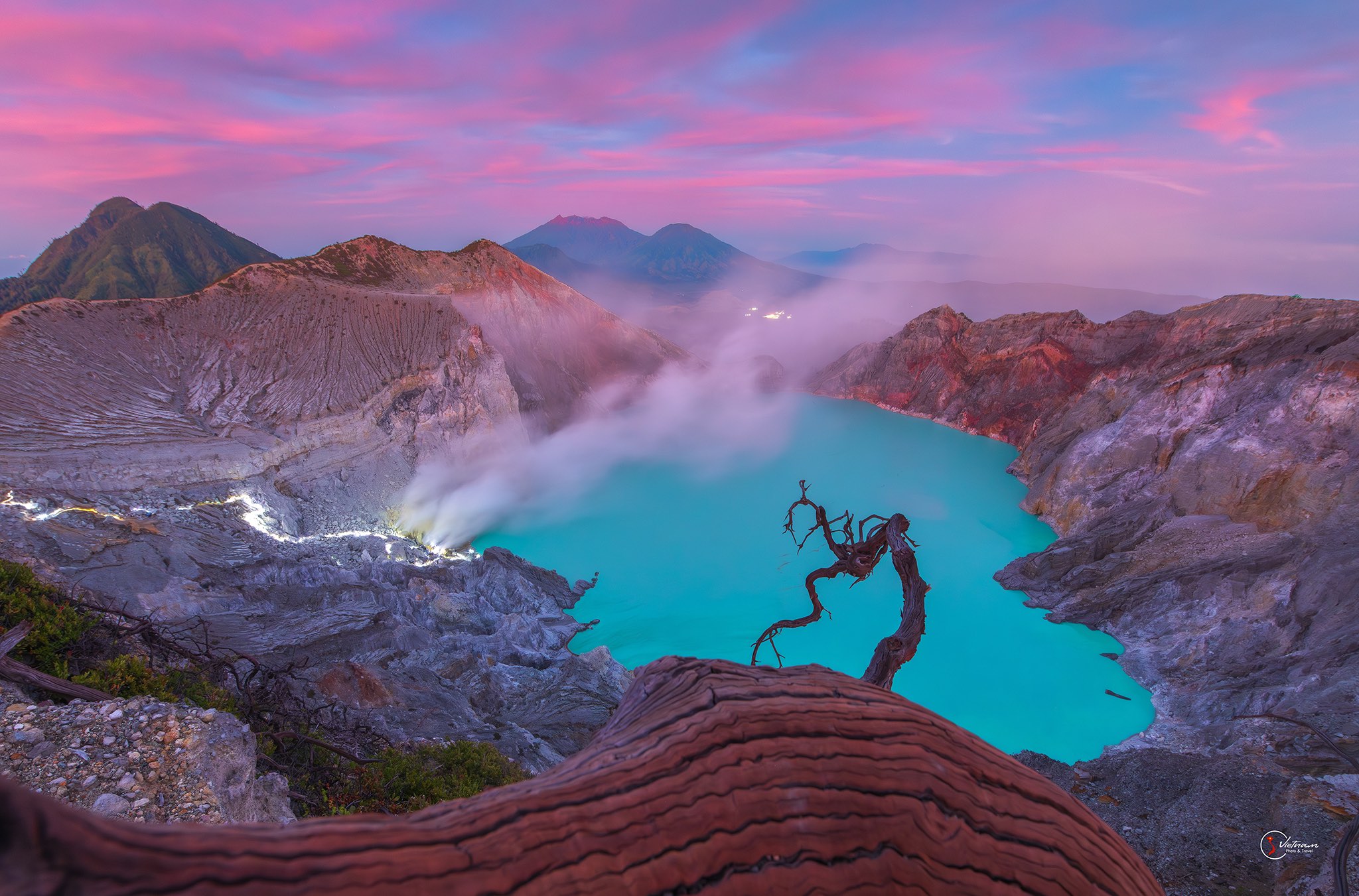 Kawah Ijen mount https://vietnamphototravel.com/wp-content/uploads/2026/05/Kawah-Ijen-mount.jpeg